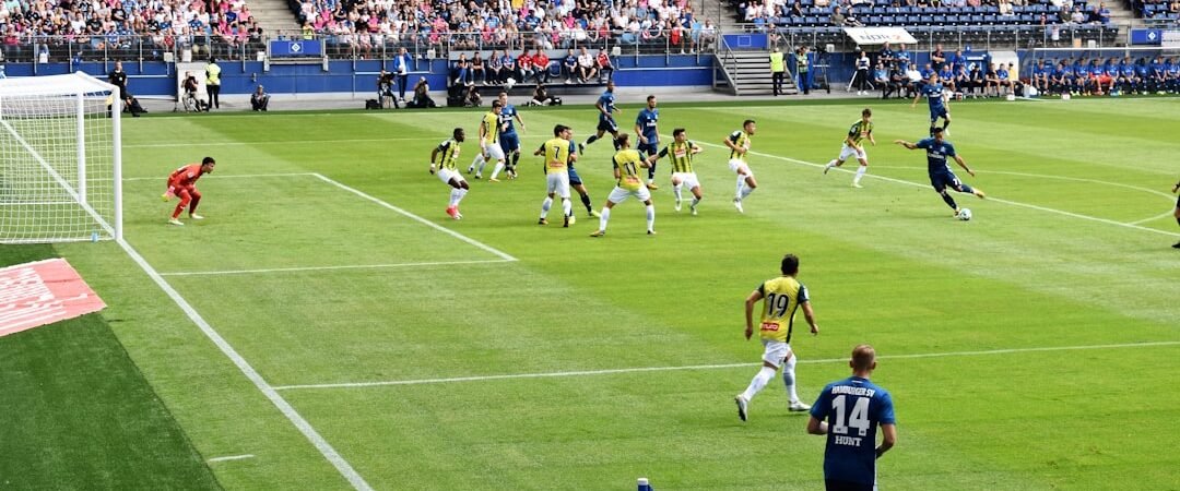 Palmeiras tem Jhon Arias reavaliado após dores na coxa direita no clássico contra o Santos