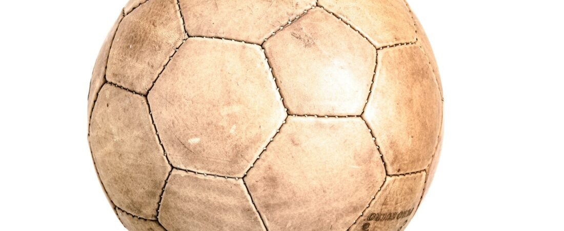Chapecoense anuncia Dudu como novo lateral-direito por empréstimo até o fim do Brasileiro 2026