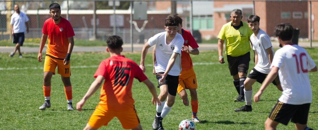 River Plate provoca Flamengo com jogada de Almada nas redes sociais
